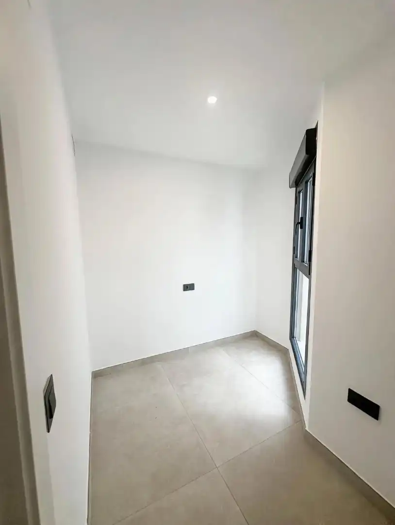 Piso con ascensor en venta en Avenida Condes de San Isidro 14, imagen 10