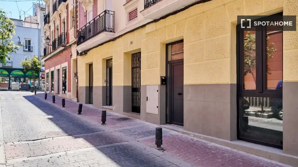 Vista exterior de Estudi per a compartir en Madrid amb Aire condicionat, Calefacció i Terrassa