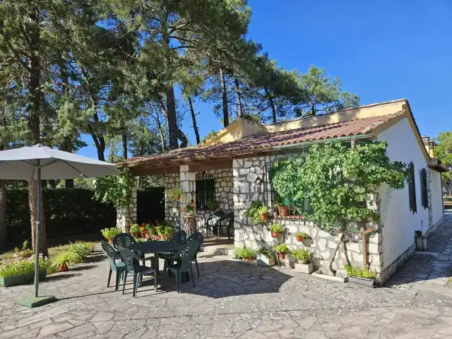 Jardí de Casa o xalet en venda en Cuéllar amb Calefacció, Jardí privat i Traster