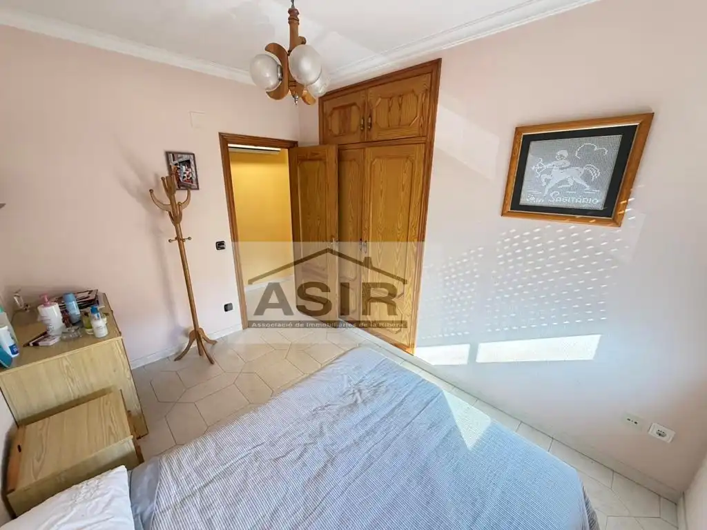 Dormitori de Casa o xalet en venda en Alzira amb Aire condicionat i Terrassa