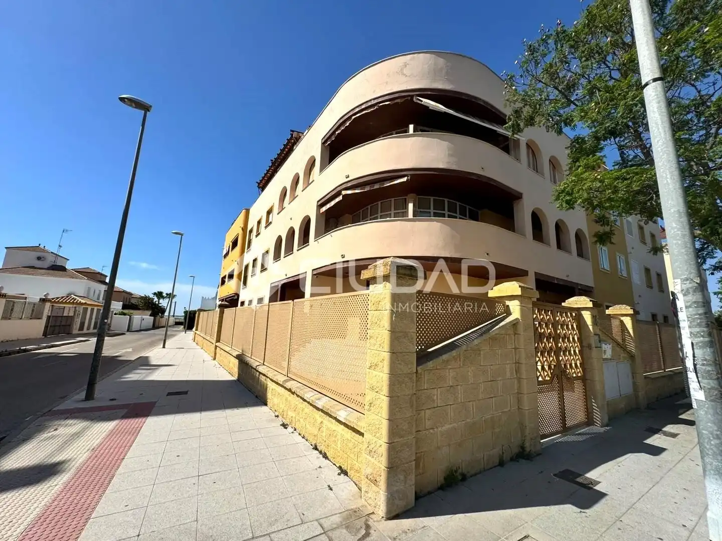 Exterior view of Flat for sale in Sanlúcar de Barrameda  with Private garden, Terrace and Storage room
