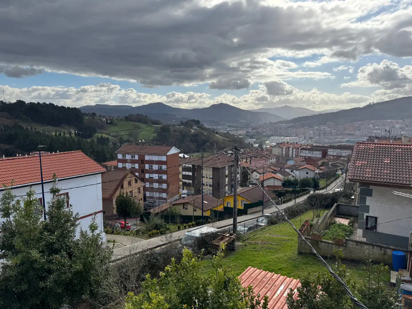 Vista exterior de Dúplex en venda en Etxebarri