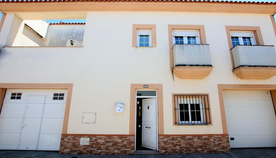 Photo 1 of House or chalet for sale in Calle  de Los Gladiolos, Valdelacalzada, Badajoz