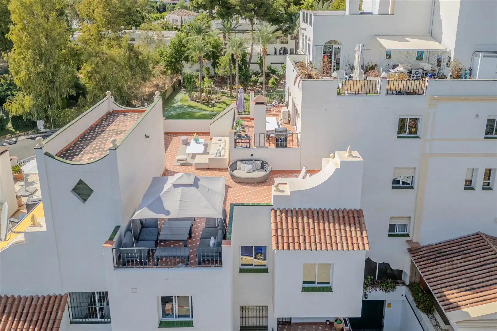 Vista exterior de Apartament en venda en Estepona