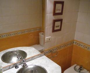 Bany de Apartament de lloguer en Cáceres Capital