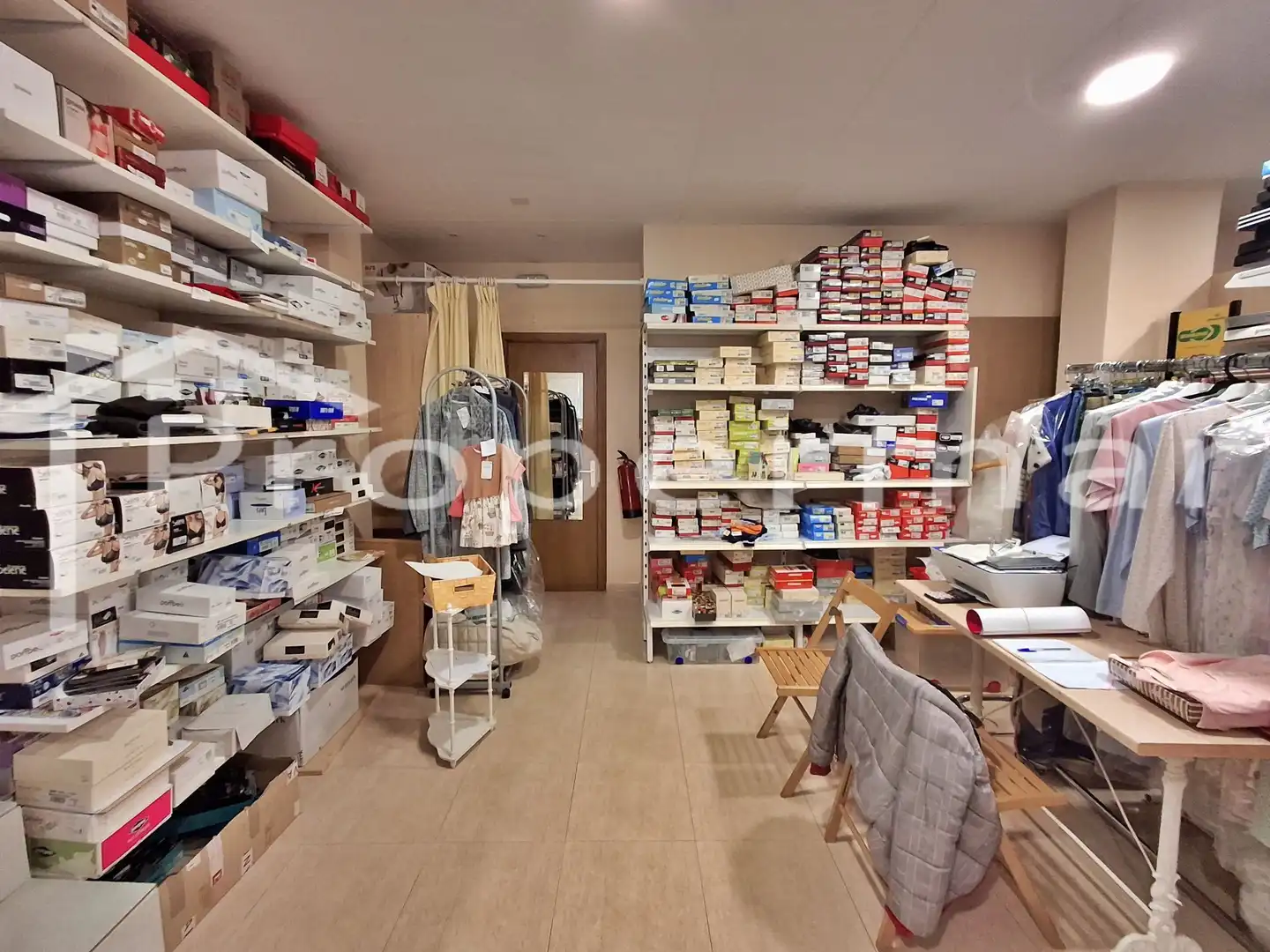Local commercial à louer à La Roca del Vallès, imagen 2