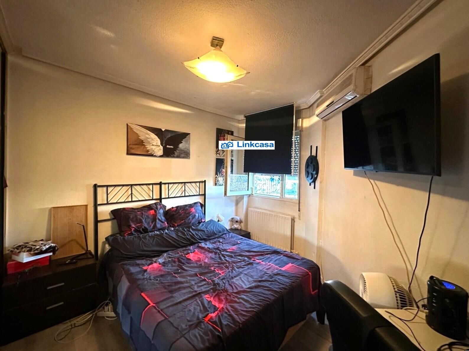 Bedroom of Flat for sale in Fuenlabrada  with Air Conditioner, Heating and Terrace
