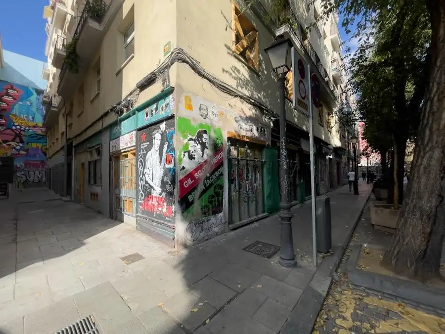 Vista exterior de Dúplex en venda en Madrid