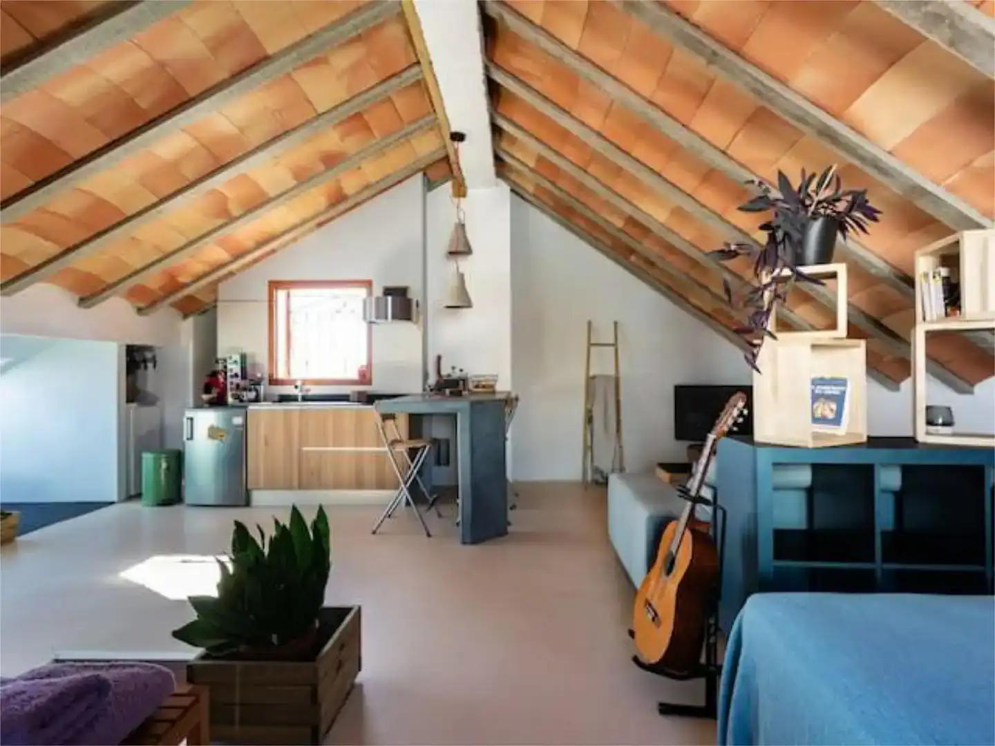 Wohnzimmer von Loft zur Miete in Daimús mit Klimaanlage