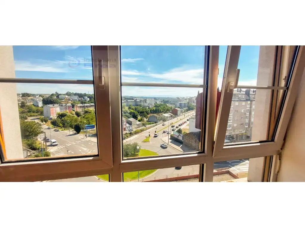 Vista exterior de Piso en venta en Lugo