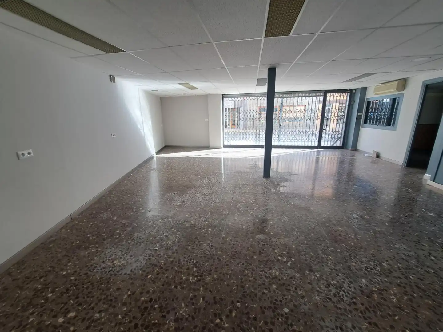 Locale commerciale in affitto a Calle PONENT 2, imagen 4