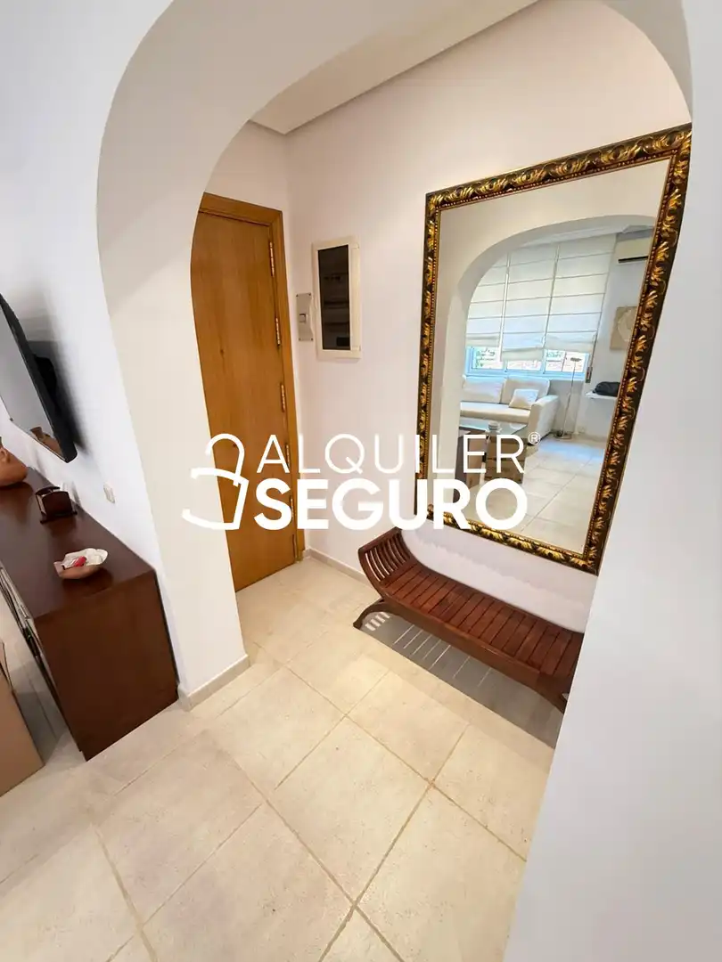 Vista exterior de Piso de alquiler en Madrid con Aire acondicionado, Calefacción y Amueblado