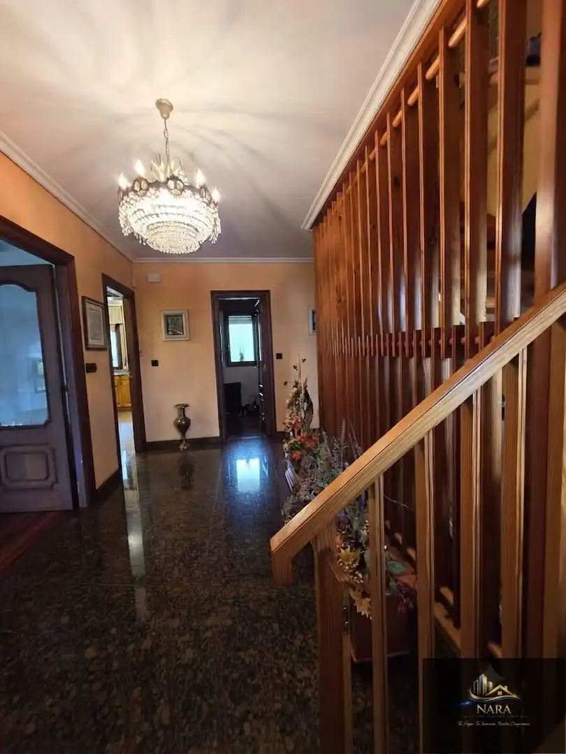 Houses for sale in Torrelavega   with Heating, Private garden and Parquet flooring
