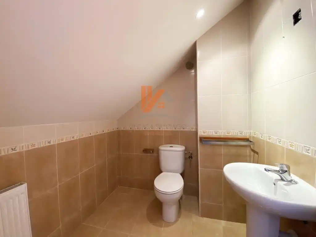 Bathroom of Houses for sale in Teo