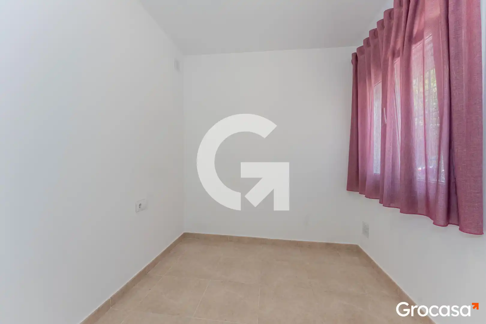 Bedroom of Flat for sale in Cornellà de Llobregat  with Air Conditioner and Oven