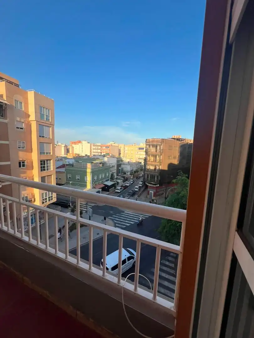 Apartament amb ascensor de lloguer a Ciudad Jardín - Tagarete - El Zapillo, imagen 13