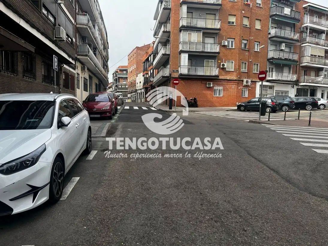 Exterior view of Garage for sale in Madrid