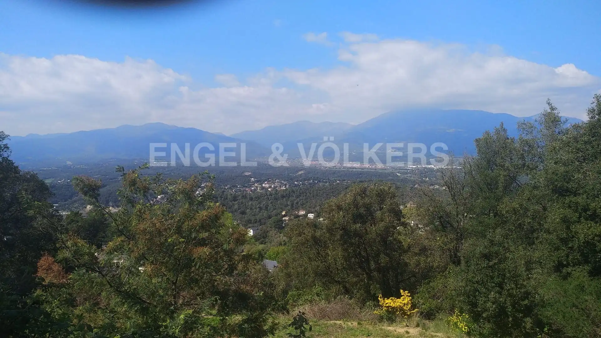 Terreno residencial en venta en Vallgorguina, imagen 2