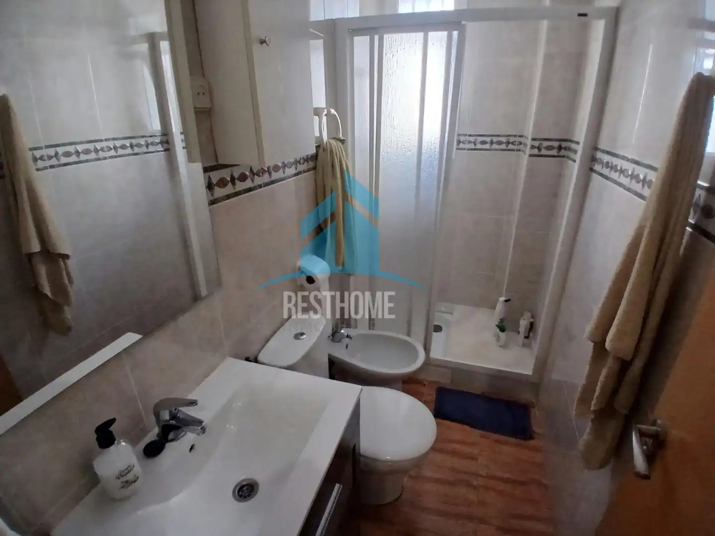 Bathroom of Flat for rent in Cullera  with Air Conditioner, Heating and Terrace