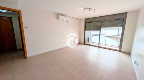 Foto 3 de Pis en venda a Carrer de Carrasco I Formiguera, Zona Nord, Rubí