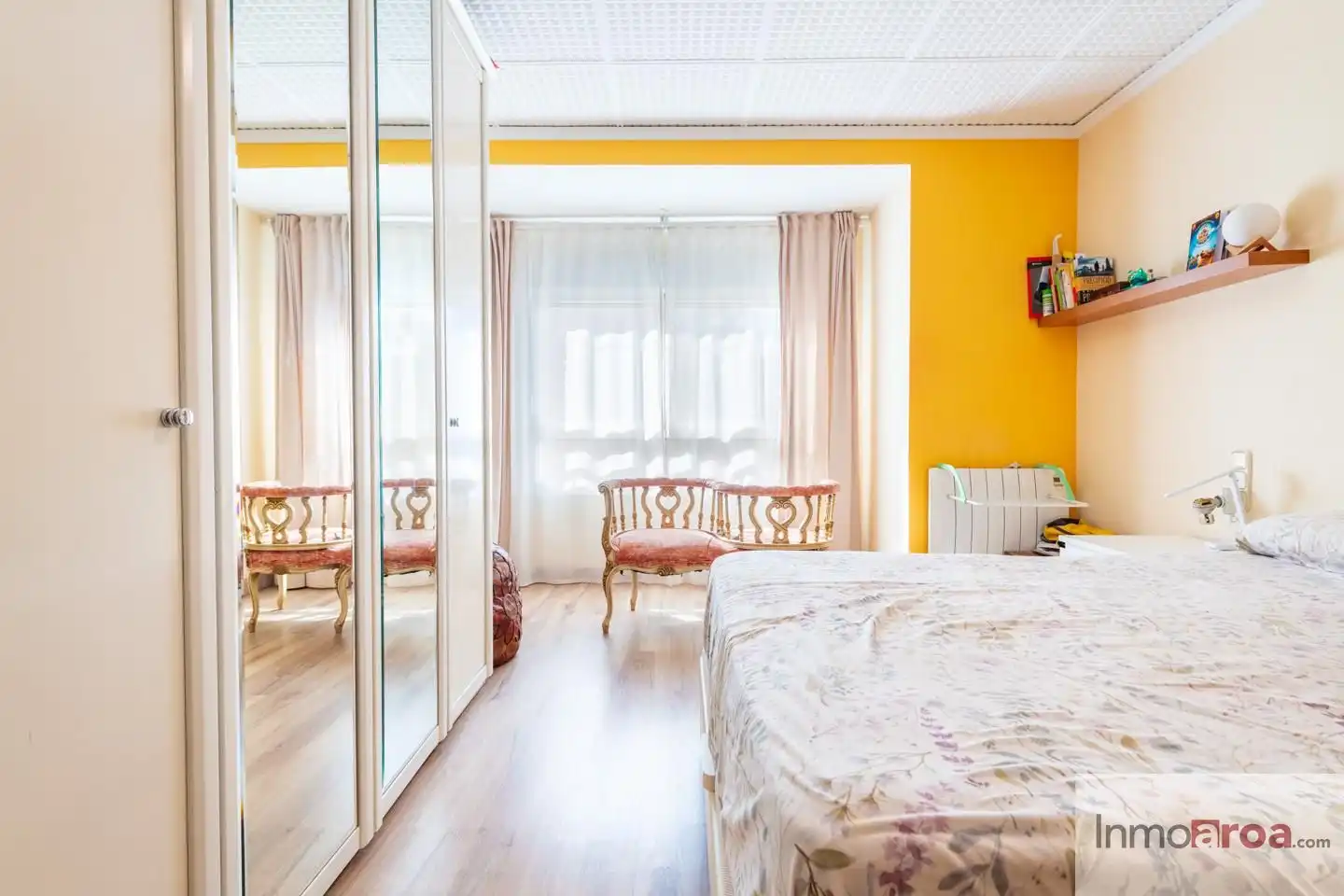 Habitación de Piso en venta en L'Eliana con Calefacción y Balcón