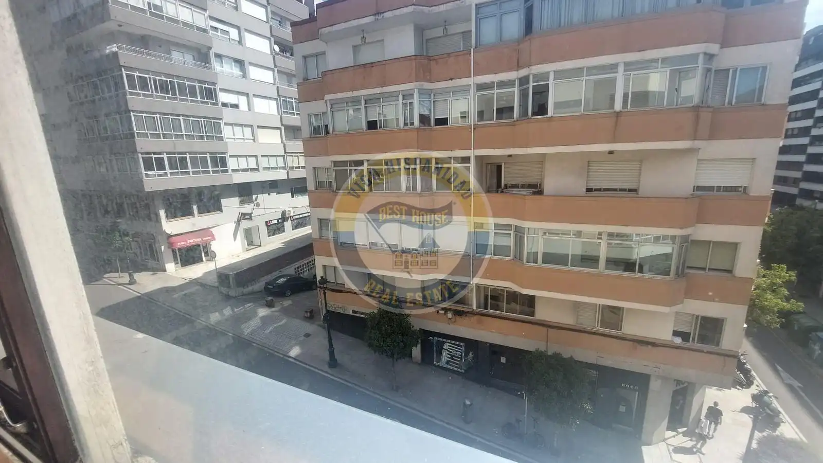 Pis en venda en Vigo  amb Calefacció, Parquet i Traster