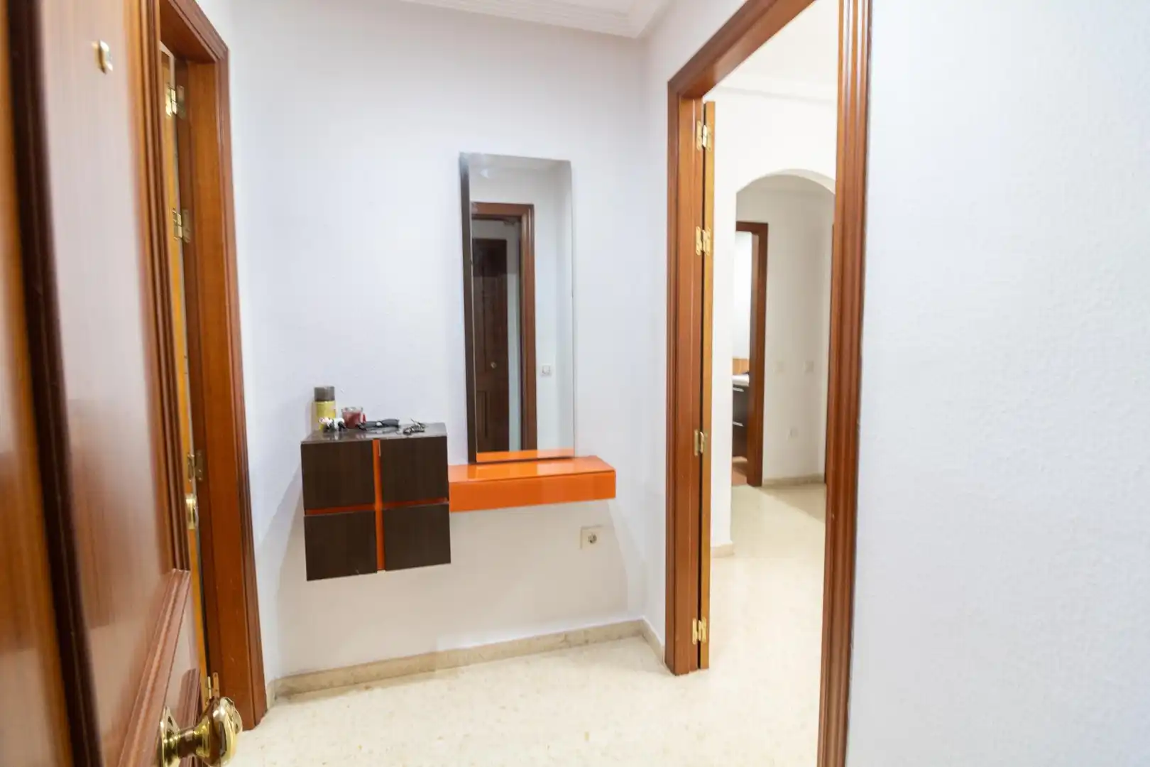 Piso en venta en Almería con Aire acondicionado