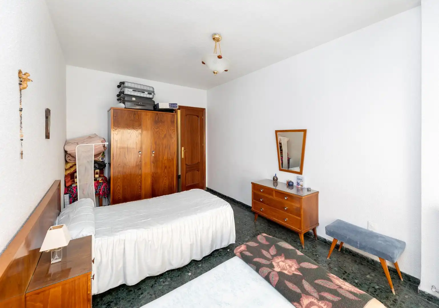 Bedroom of Flat for sale in Granada  with Terrace, Storage room and Balcony