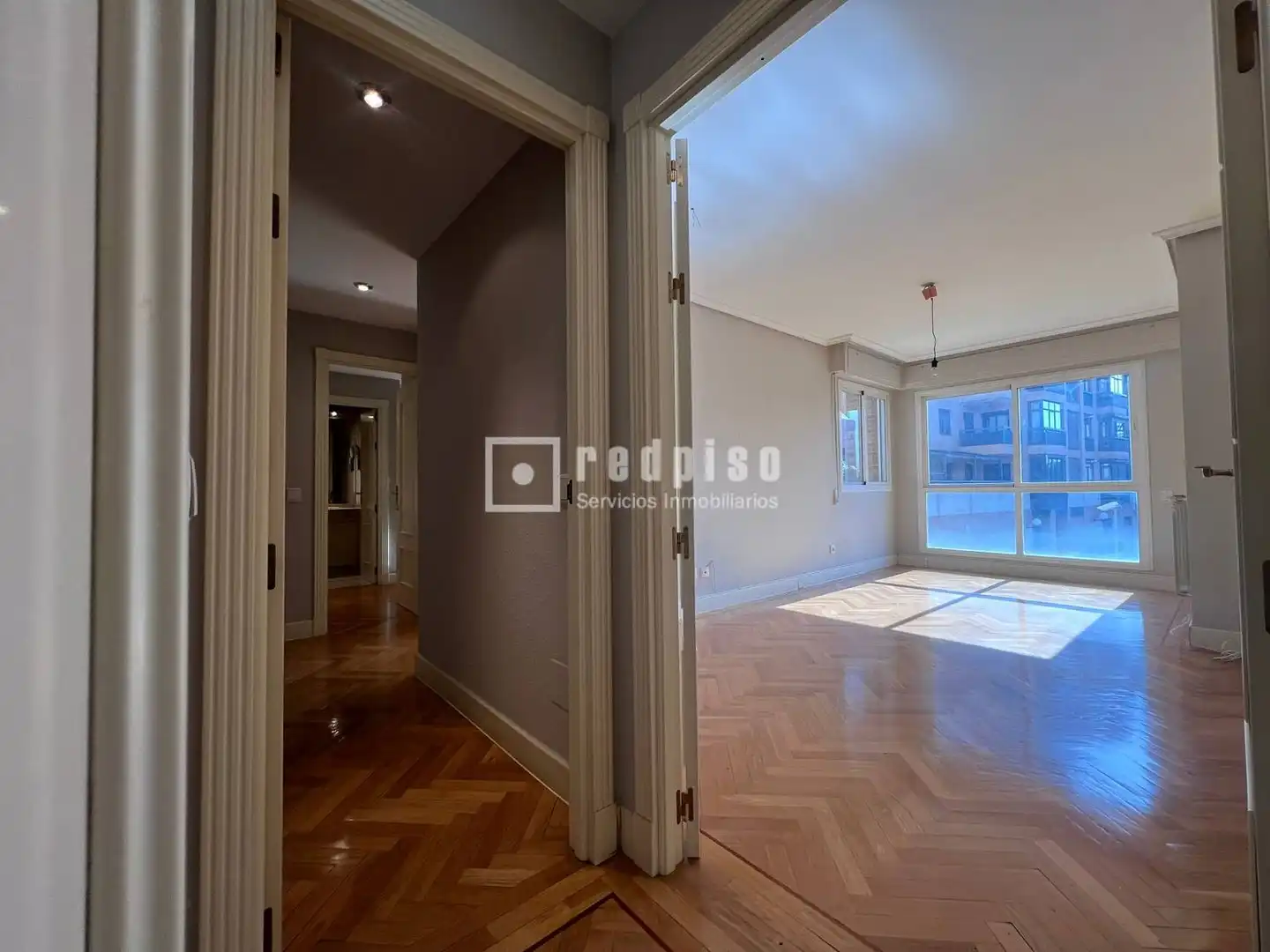 Piso con piscina en venta en del Talgo 226, imagen 12