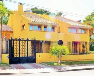Exterior view of House or chalet for sale in Roquetas de Mar  with Air Conditioner, Heating and Private garden