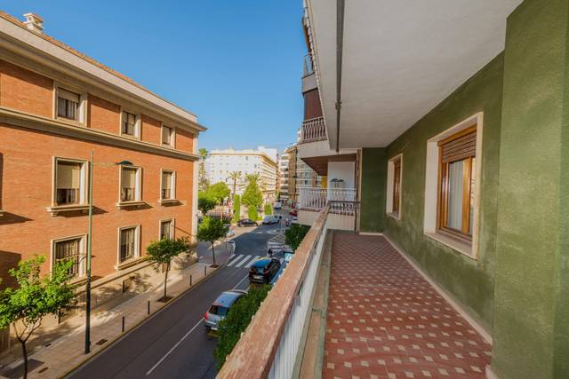 Piso en Venta en Calle Rafalafena, 3 en Rafalafena