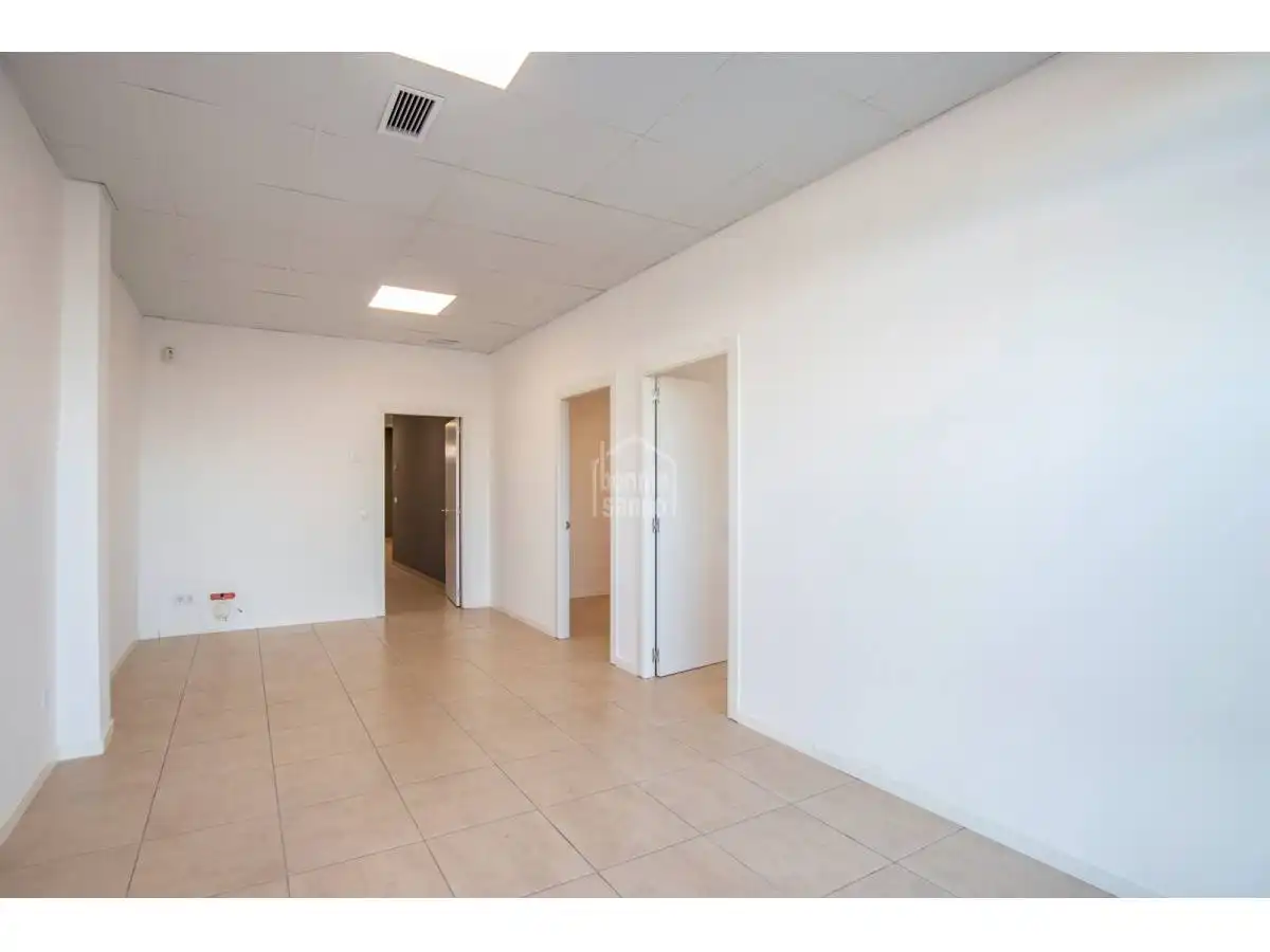 Commercial properties for sale in Centre Històric