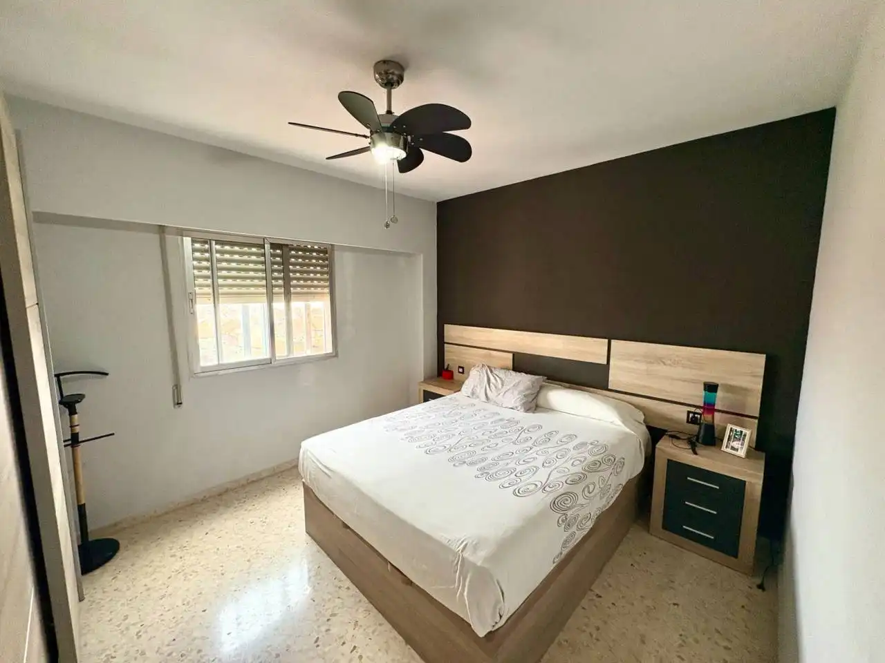 Schlafzimmer von Wohnung zum Verkauf in Alicante / Alacant mit Klimaanlage, Balkon und Gemeinschaftspool