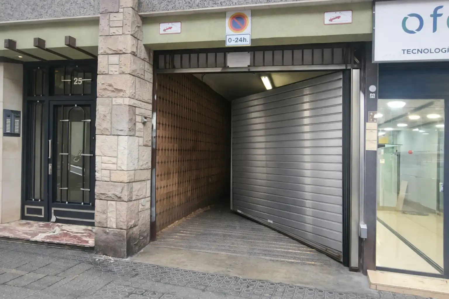 Garage for rent in Barcelona