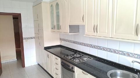 Foto 2 de Piso en venta en Salvaterra de Miño, Pontevedra