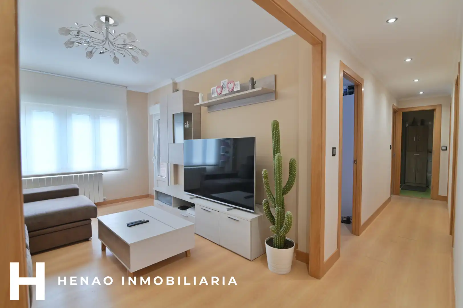 Sala d'estar de Pis en venda en Alonsotegi amb Calefacció, Terrassa i Moblat