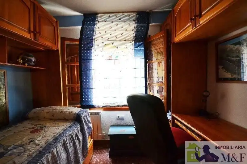 Habitación de Piso en venta en Palma del Río con Aire acondicionado, Trastero y Amueblado