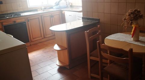 Foto 3 de Piso en venta en El Carril - Paseo de Chapi, Villena