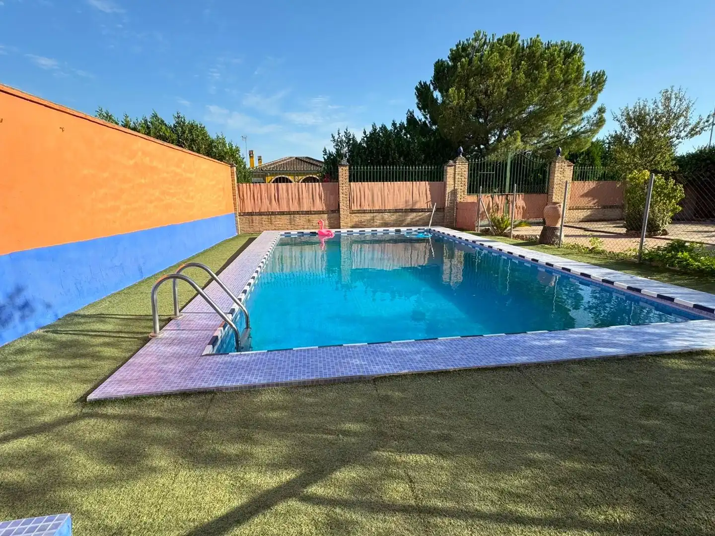 Casa amb piscina en venda a Pilas, imagen 10