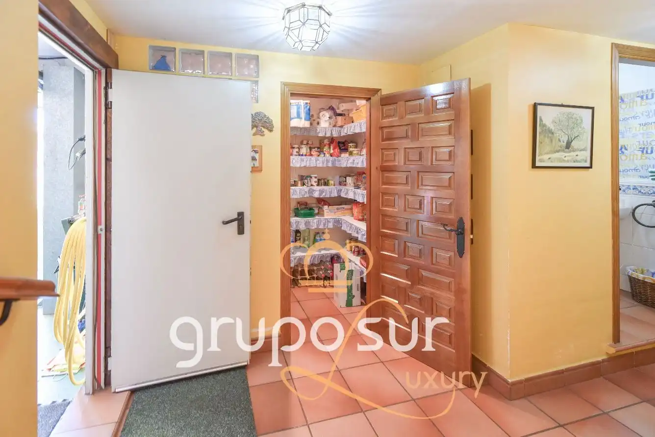 Casa o xalet en venda a Calle de la Fuente del Berrocal, 1, El Berrocal