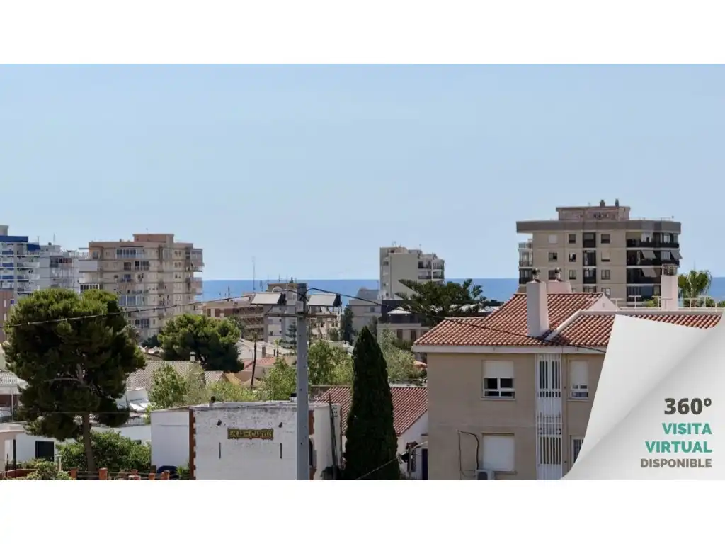 Außenansicht von Wohnung zum Verkauf in Benicasim / Benicàssim mit Waschmaschine und Balkon