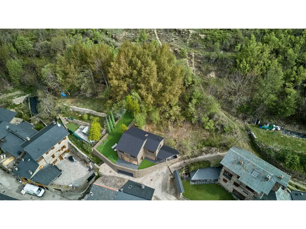 Vista exterior de Casa o xalet en venda en Ger amb Calefacció, Jardí privat i Parquet