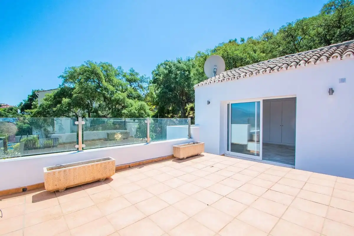Detached house with pool for sale in La Mairena, imagen 6