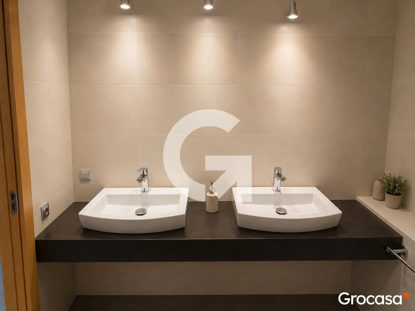 Badezimmer von Dachboden zum Verkauf in Sant Vicenç Dels Horts mit Klimaanlage, Heizung und Terrasse