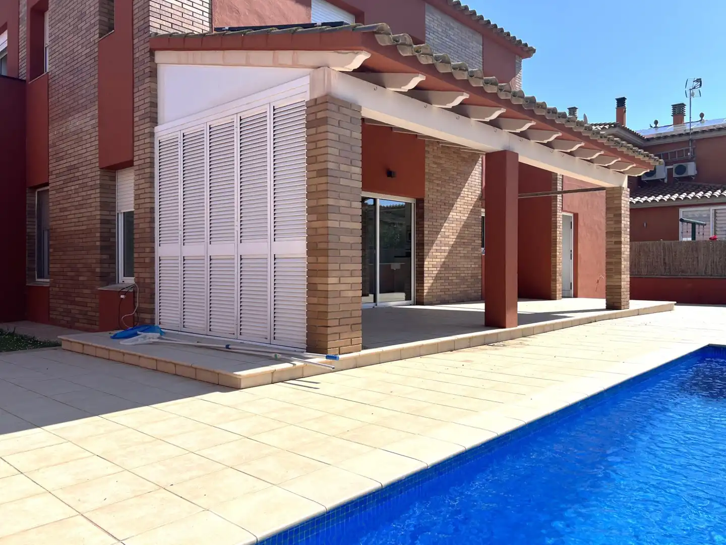 Terrace of Houses for sale in Sant Pere Pescador  with Air Conditioner, Heating and Private garden
