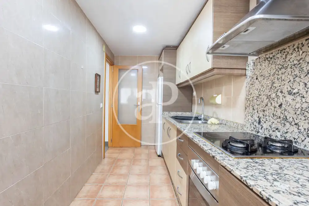 Kitchen of Flat for rent in Valencia  with Heating, Furnished and Balcony