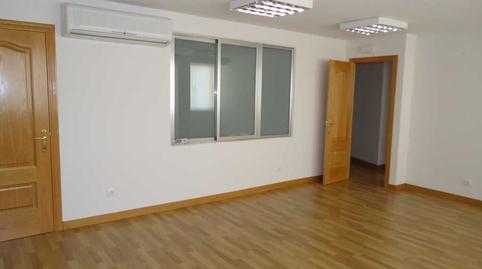 Foto 4 de Oficina de lloguer a Avenida de la Constitucion, Centro, Madrid