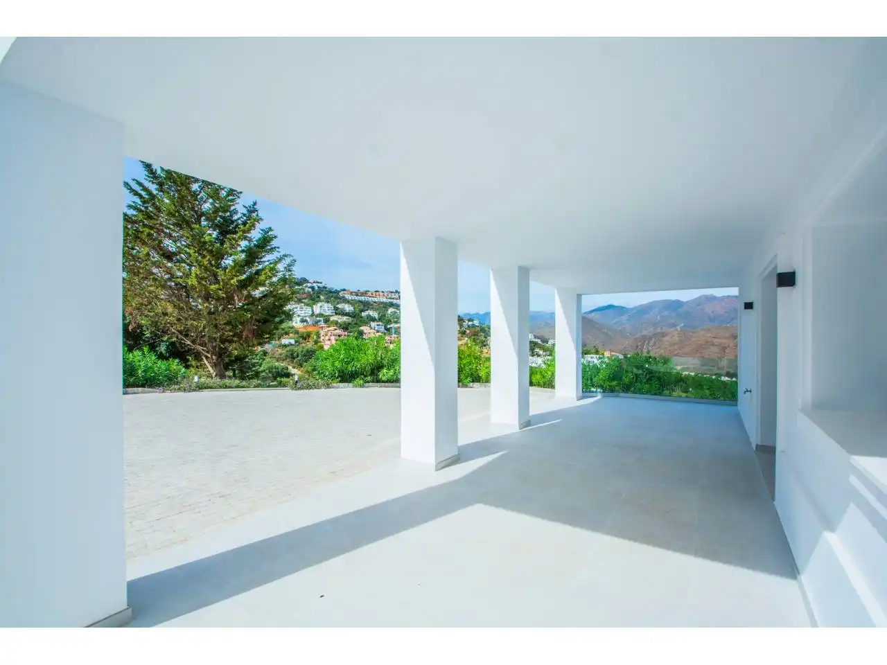 Terraza de Casa o chalet en venta en Marbella con Aire acondicionado, Calefacción y Jardín privado