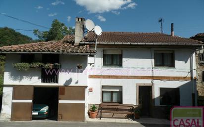 Vista exterior de Casa o xalet en venda en San Martín del Rey Aurelio