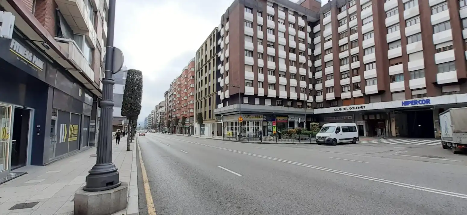 Exterior view of Commercial properties for sale in Oviedo 
